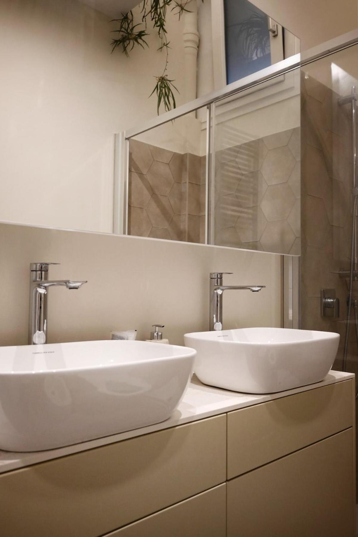 Luxury - 15 Min Duomo Apartment Mailand
